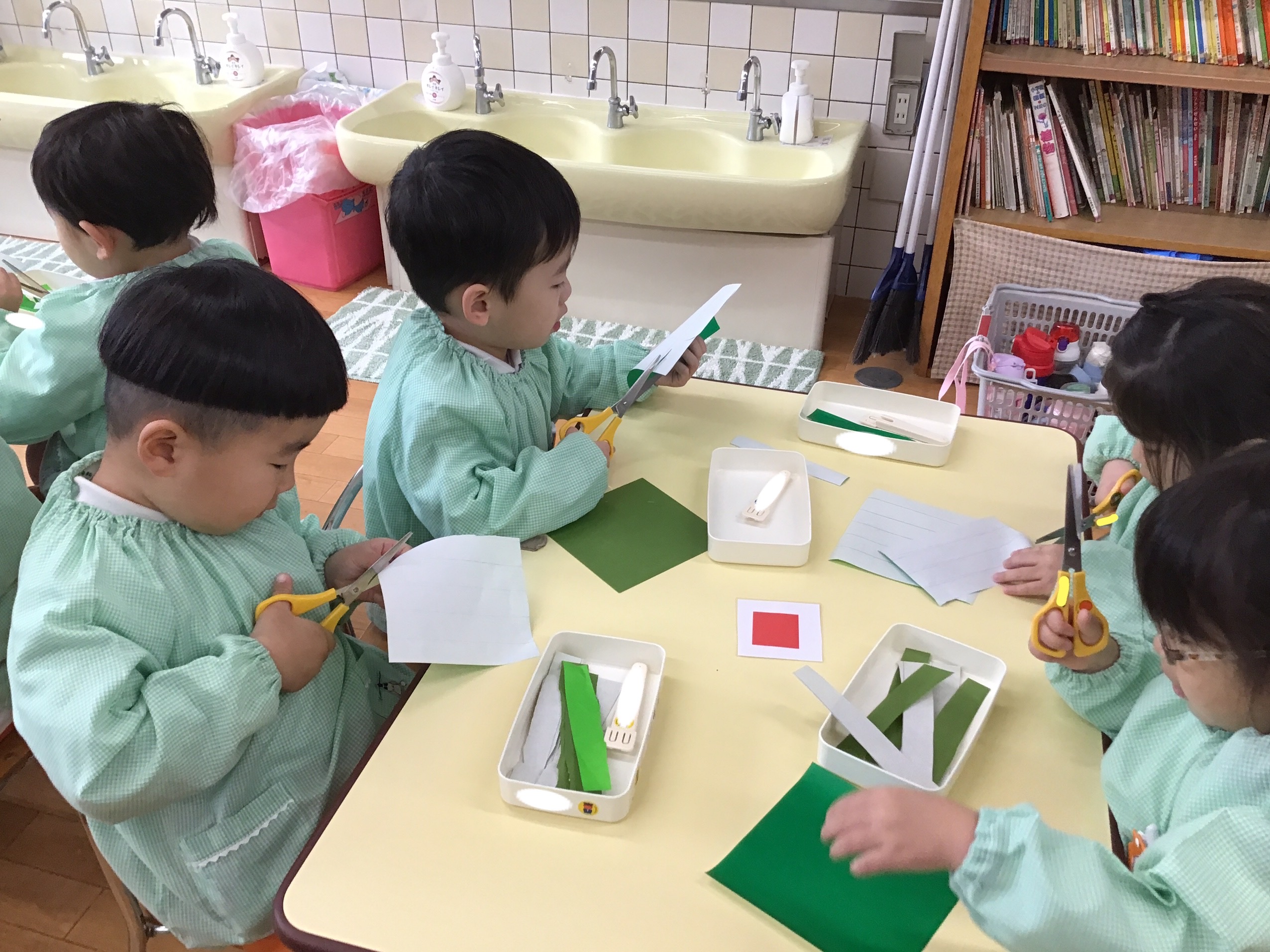 大阪商業大学附属幼稚園 ｜学校法人谷岡学園｜大阪府東大阪市御厨南